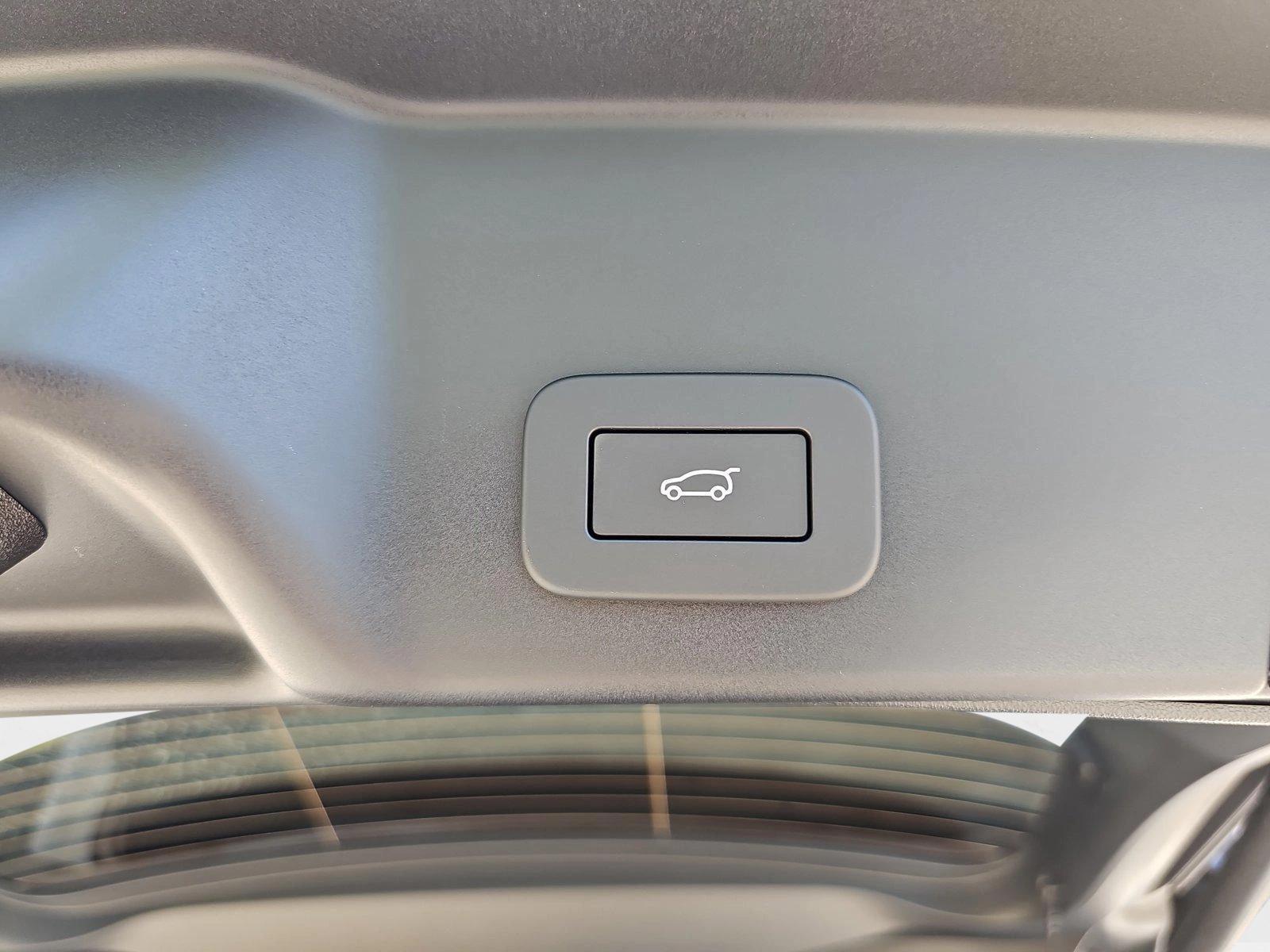 2025 Land Rover Range Rover Evoque Dynamic SE - Photo 8