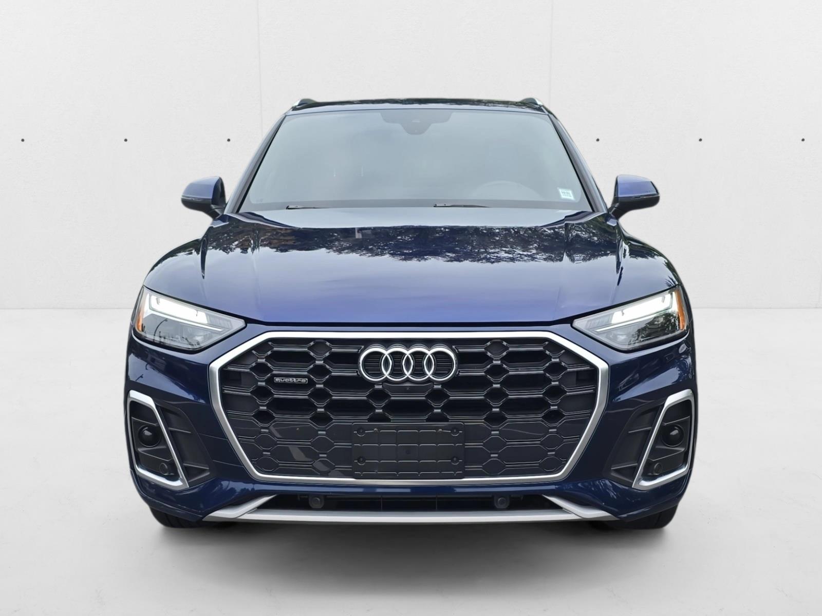 2022 Audi Q5 S line Premium Plus photo 2