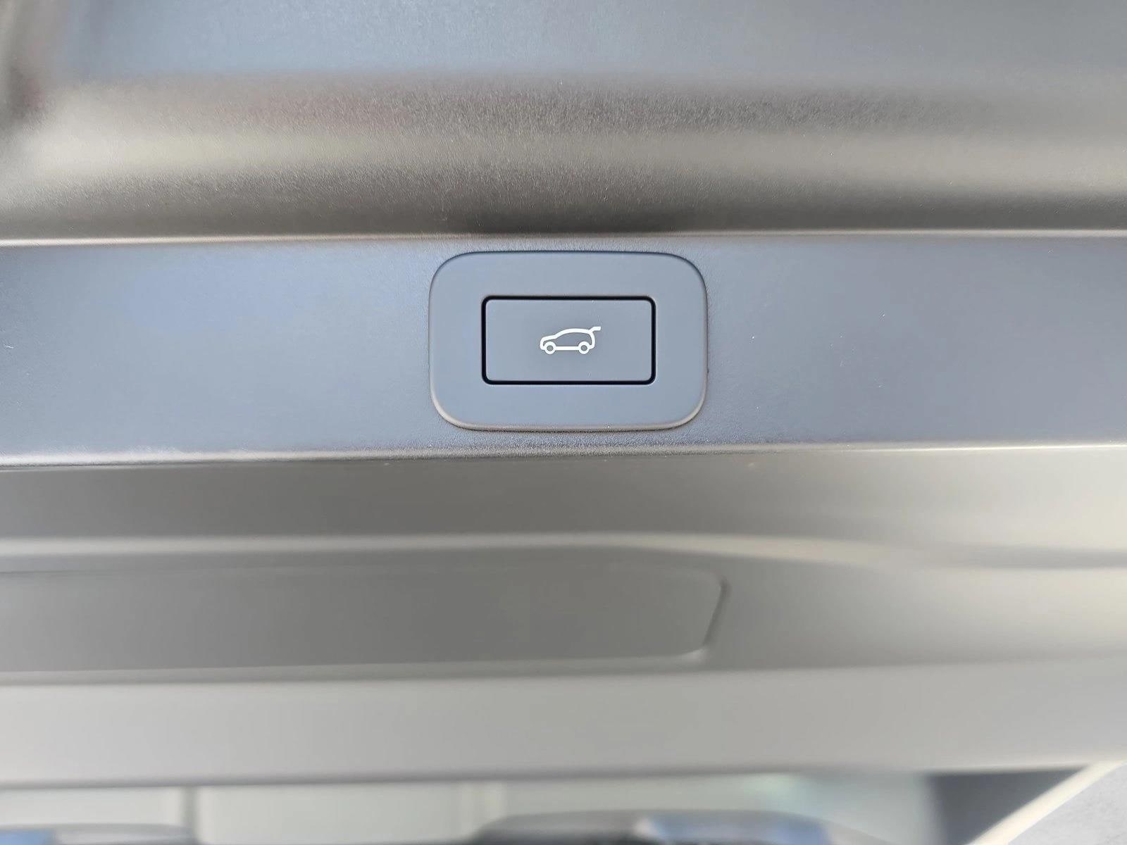 2026 Land Rover Range Rover SE - Photo 14