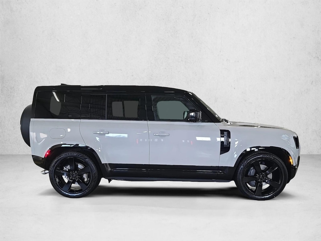 New 2026 Land Rover Defender 110 P500 X-Dynamic SE Sport Utility