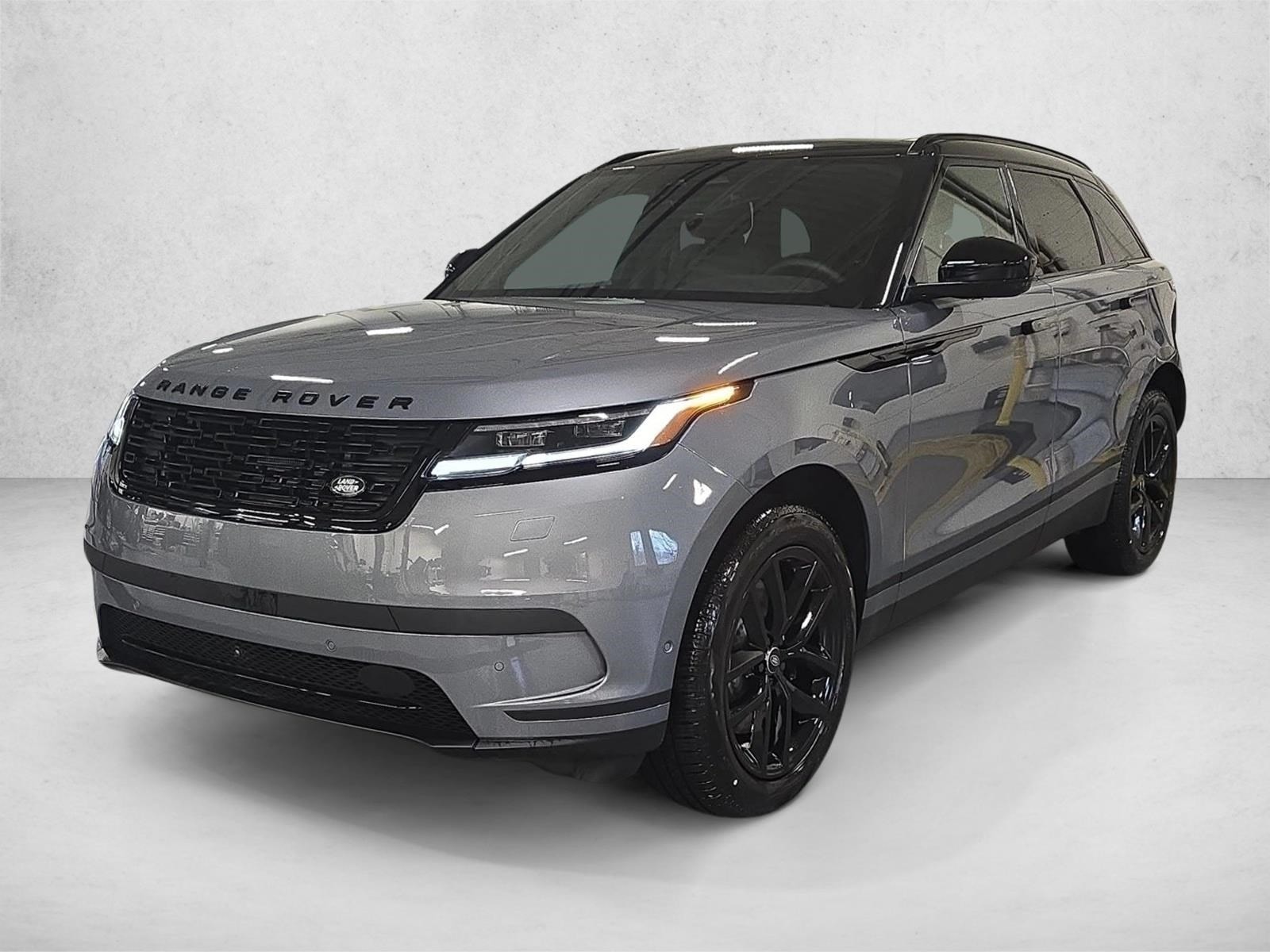 2026 Land Rover Range Rover Velar P250 S's photo
