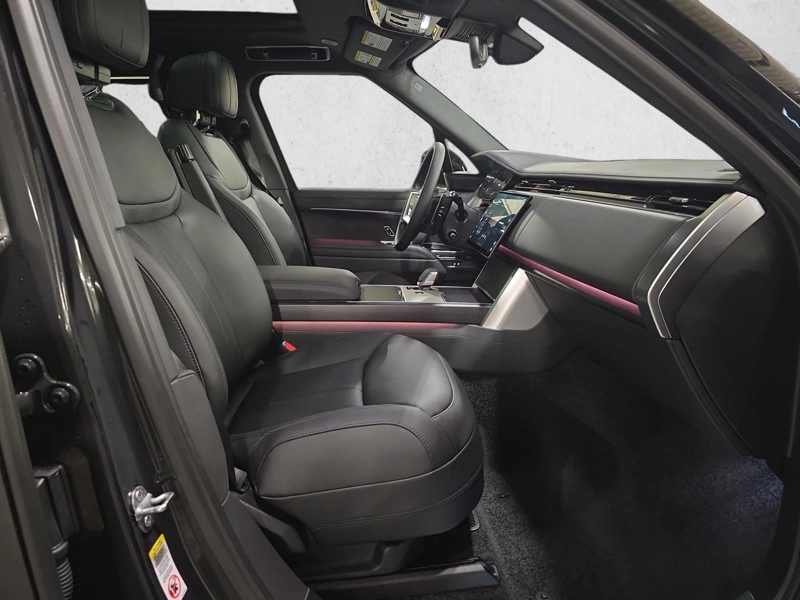 2026 Land Rover Range Rover SE - Photo 10