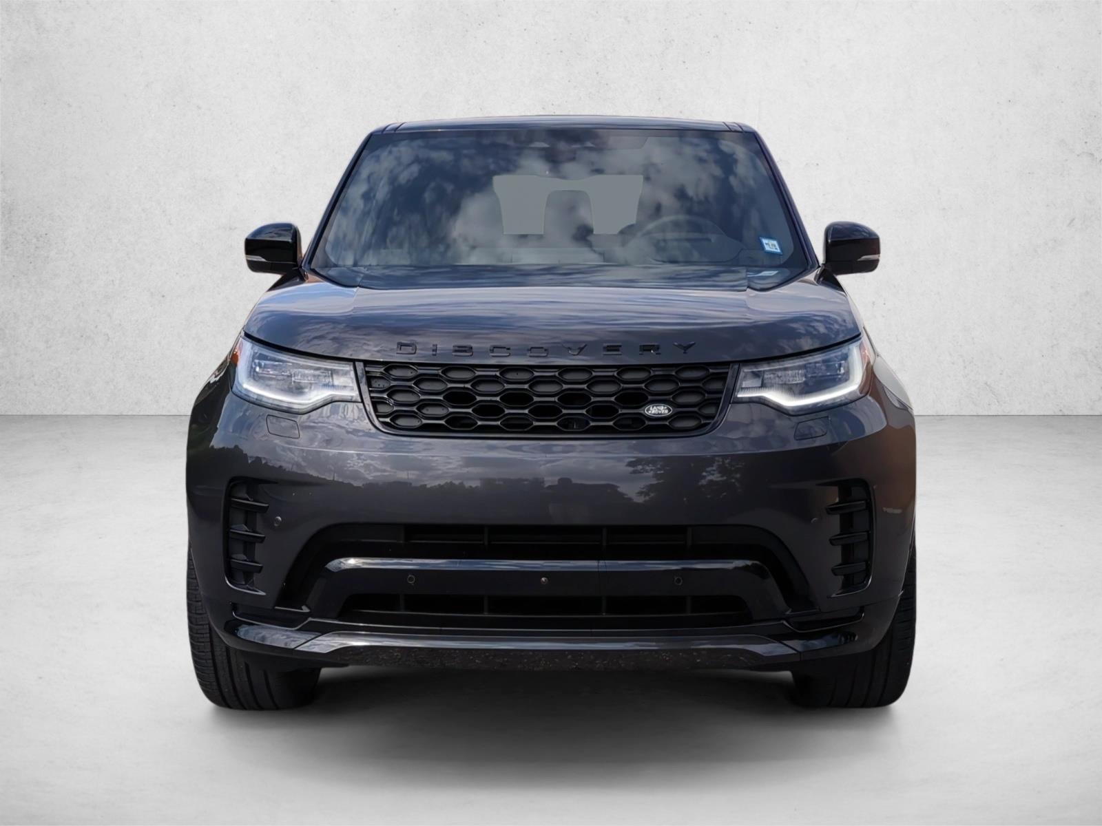 2024 Land Rover Discovery SE photo 3
