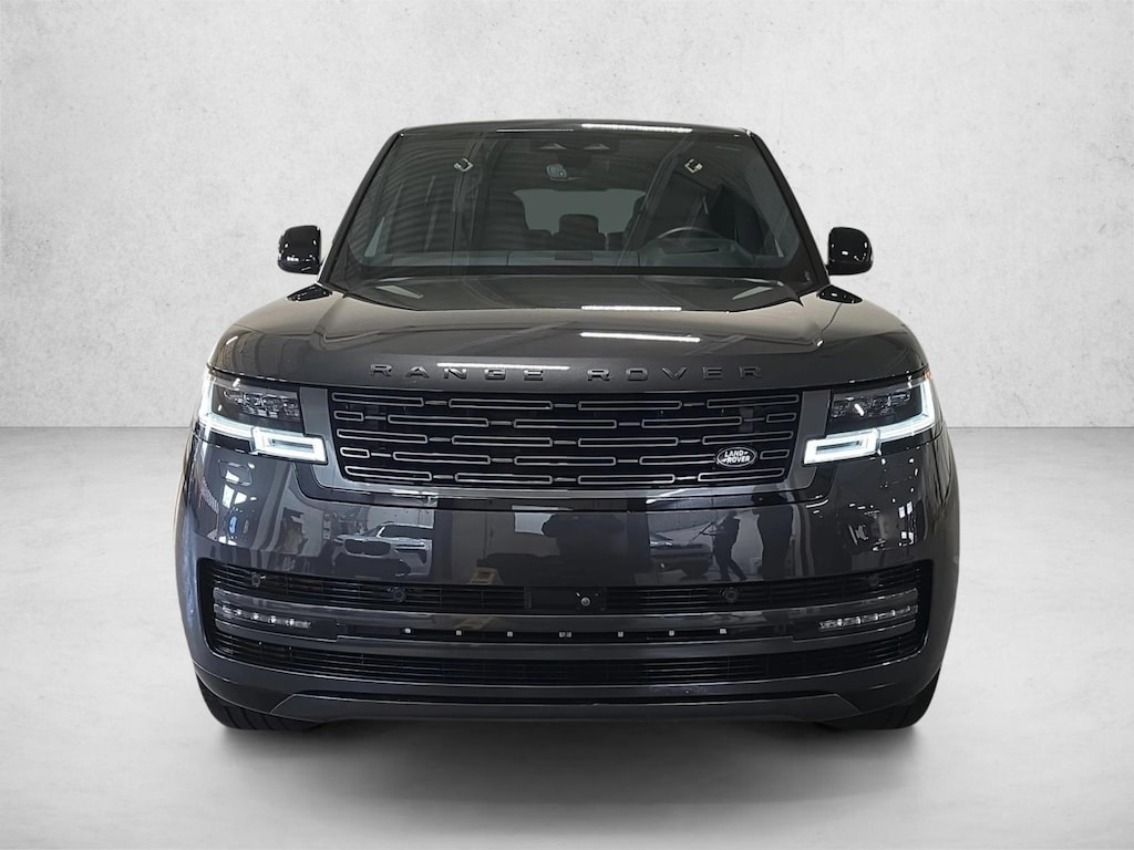 New 2025 Land Rover Range Rover SE Sport Utility