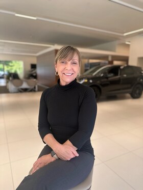 Staff member Debra Gatto from ID_b494fe731ffa