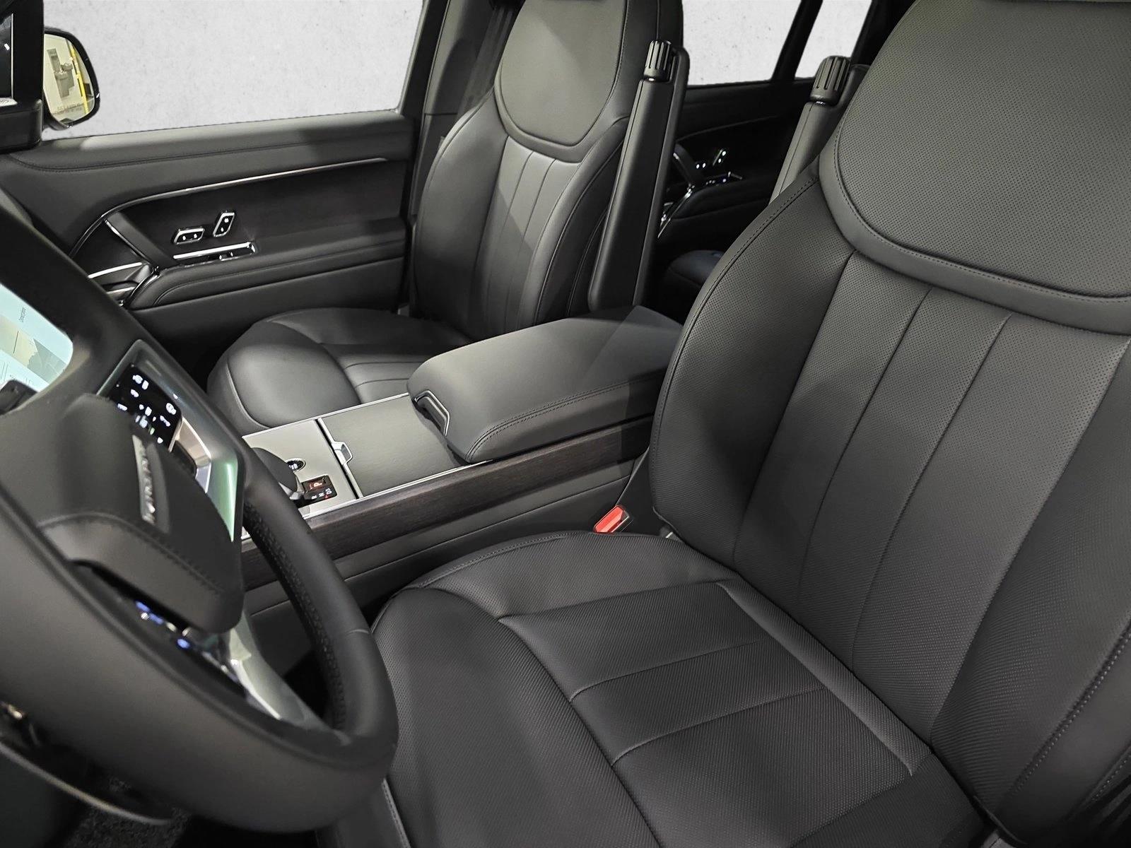 2026 Land Rover Range Rover SE - Photo 17