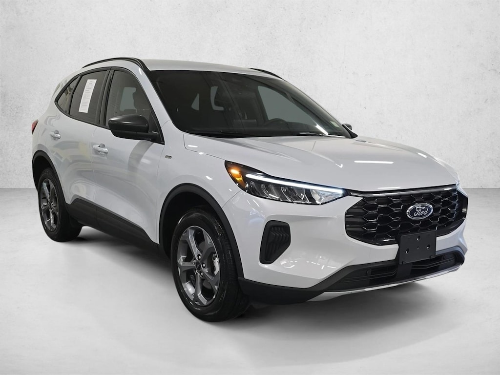 Used 2025 Ford Escape ST-Line Sport Utility