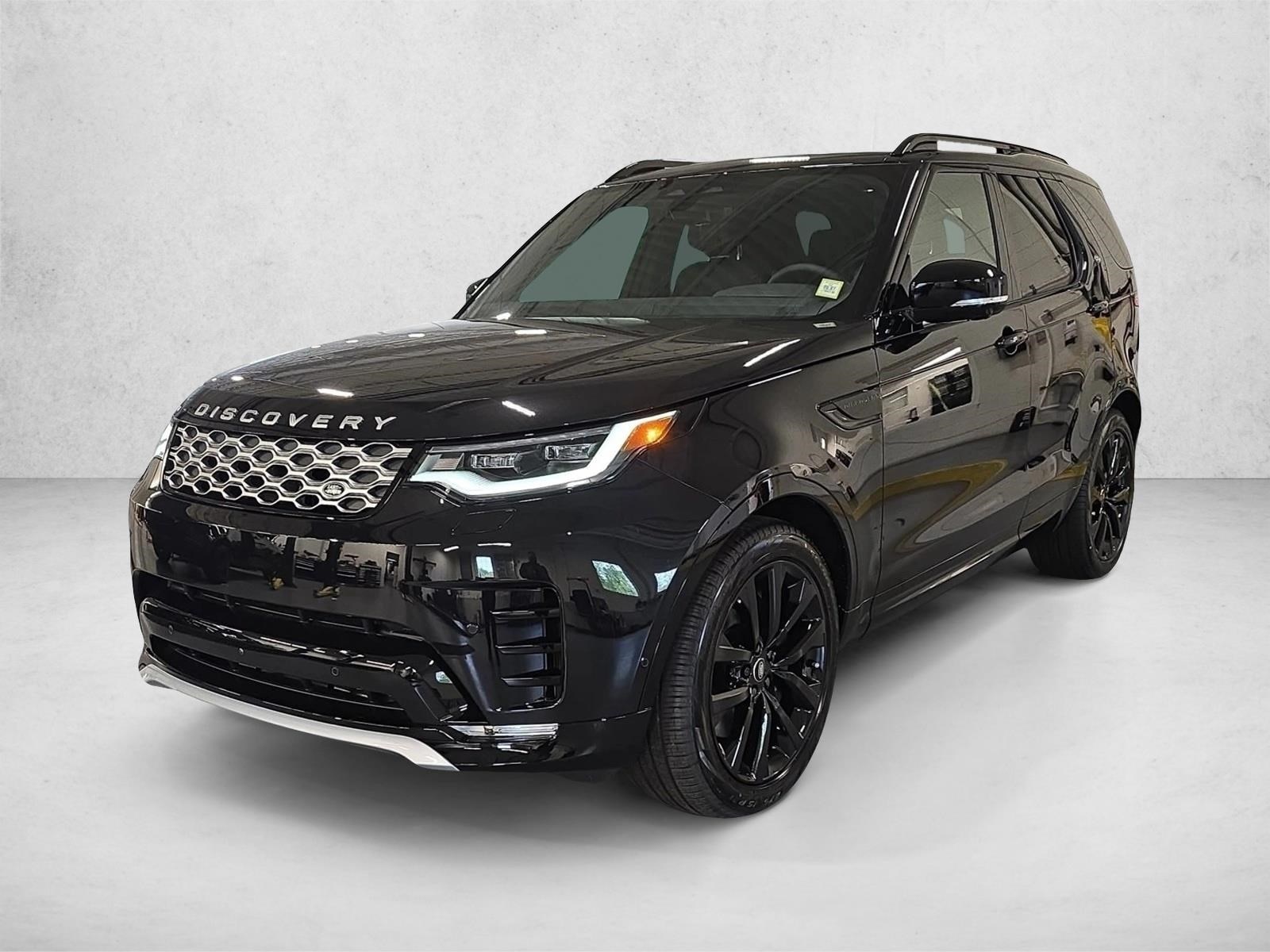 2026 Land Rover Discovery P360 Gemini Edition's photo