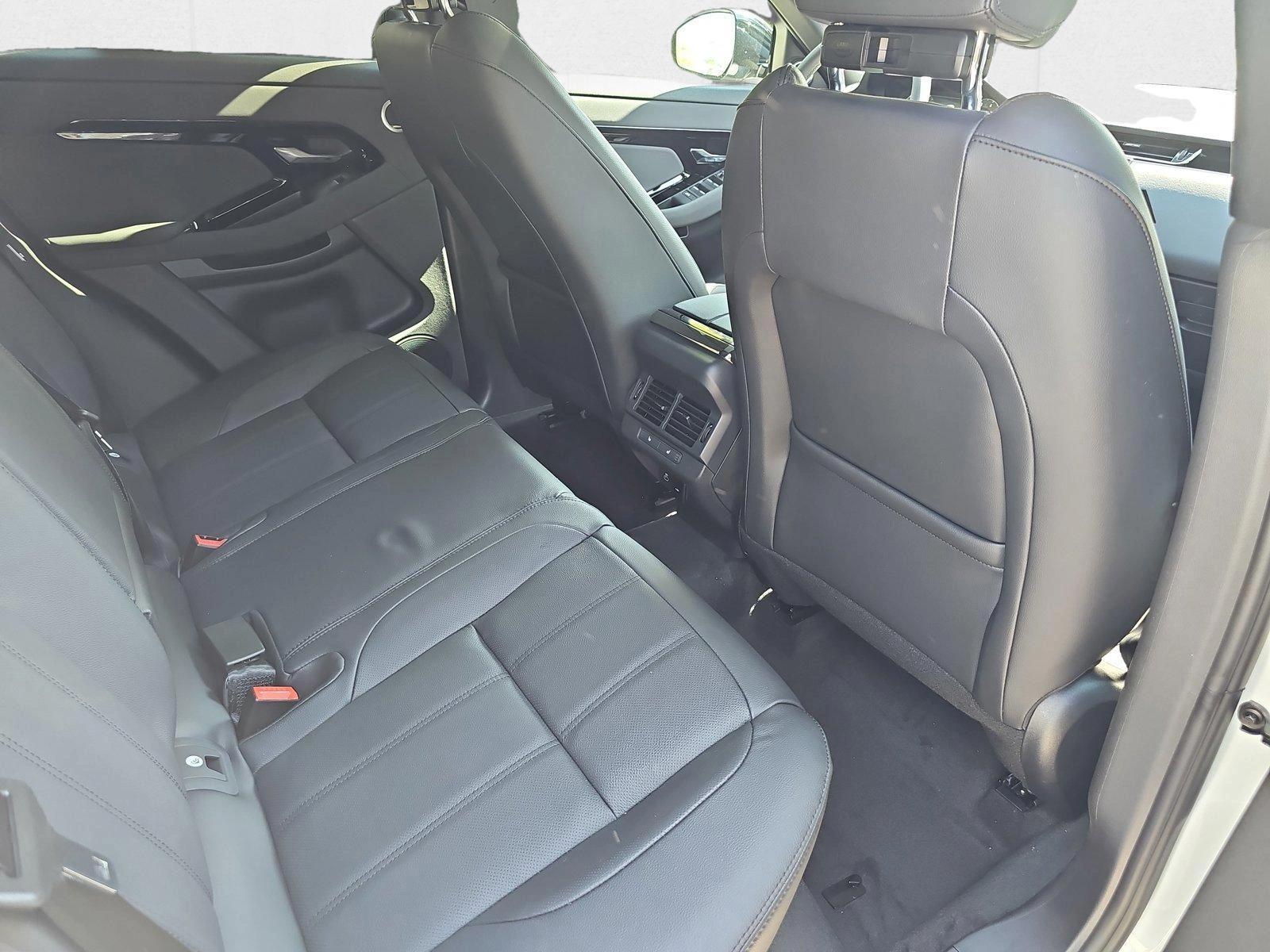 2025 Land Rover Range Rover Evoque Dynamic SE - Photo 6