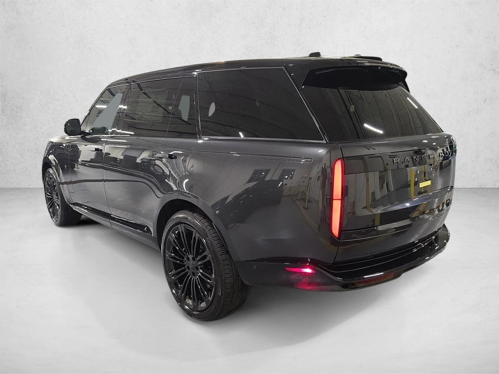 2026 Land Rover Range Rover SE - Photo 7
