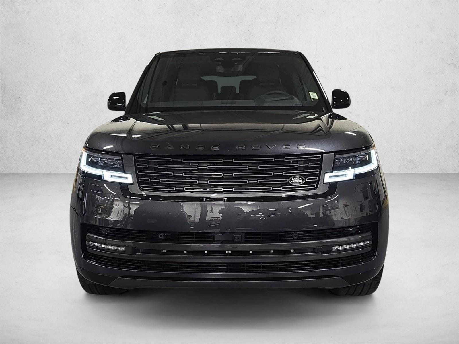 2026 Land Rover Range Rover SE - Photo 2