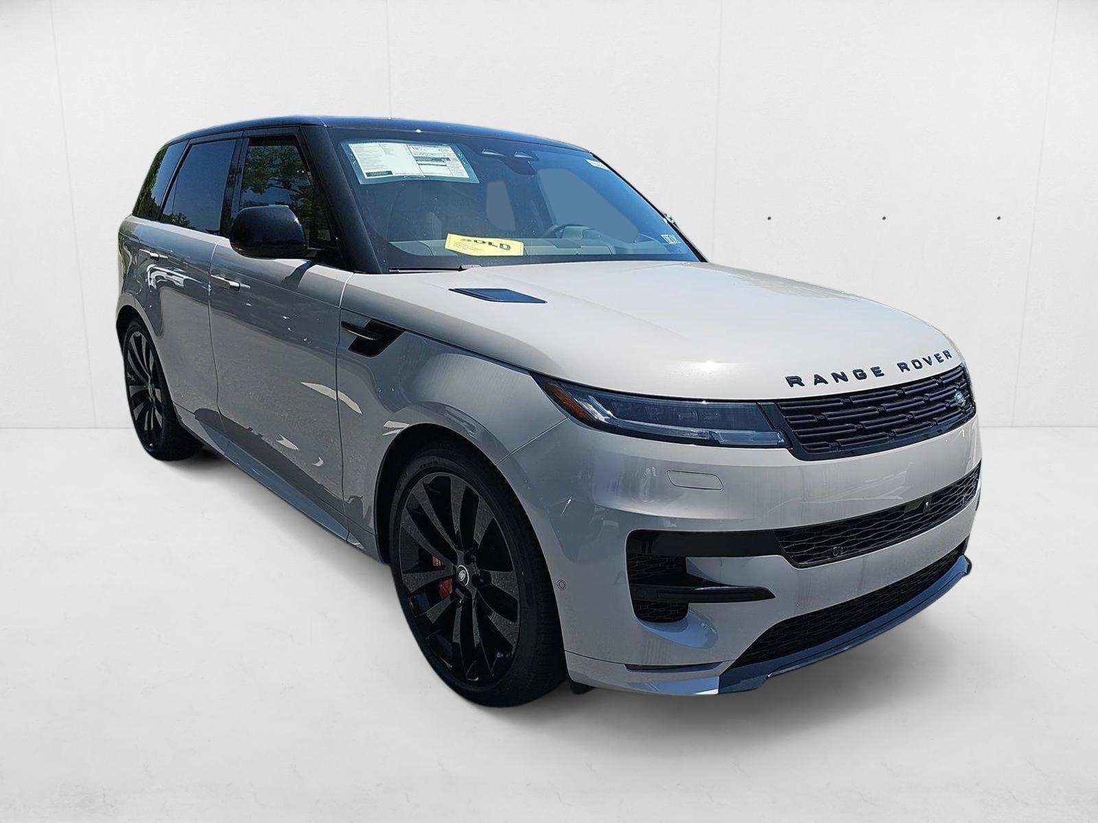 2025 Land Rover Range Rover Sport SE photo 3