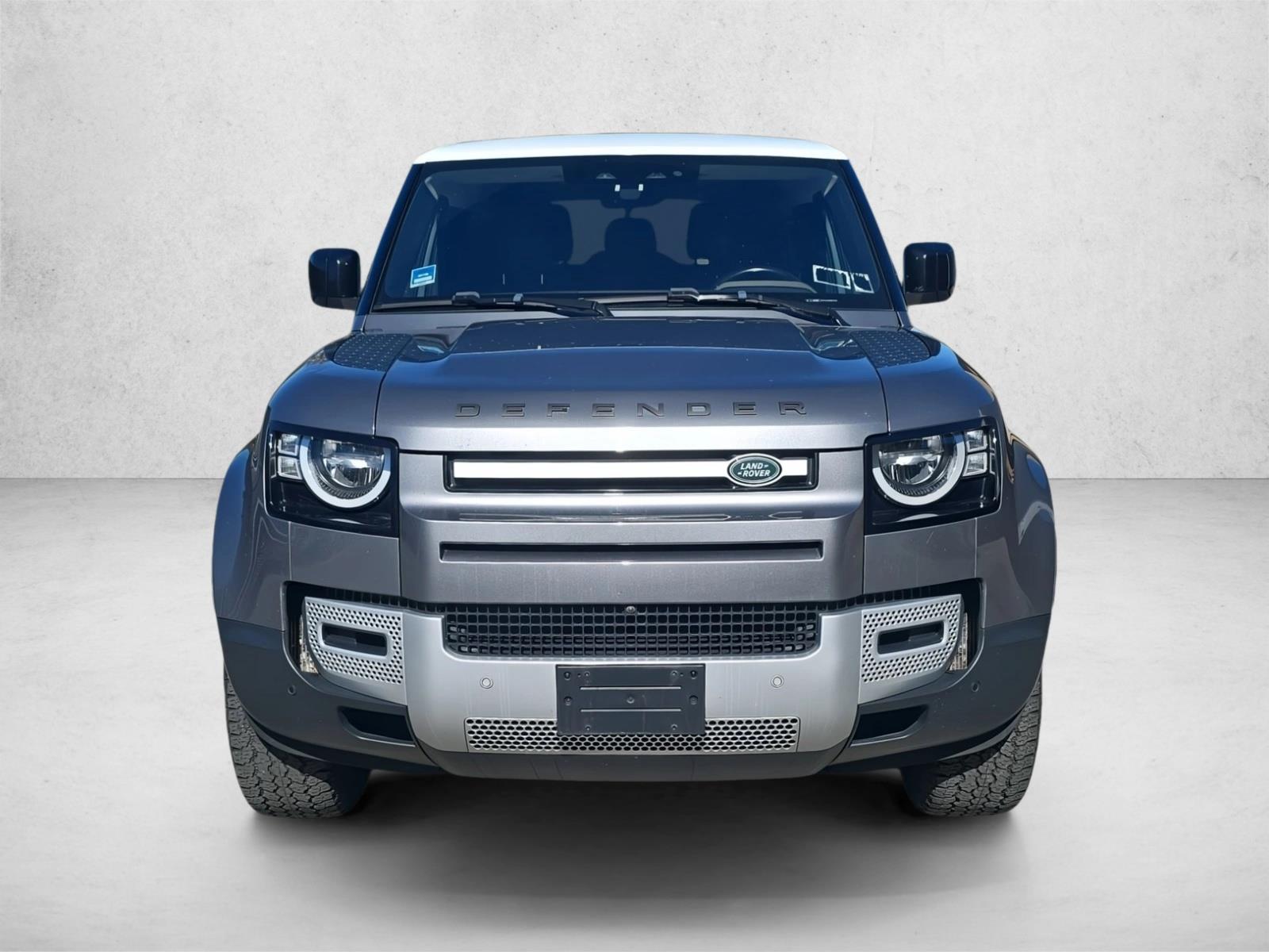 2022 Land Rover Defender 90 S photo 2