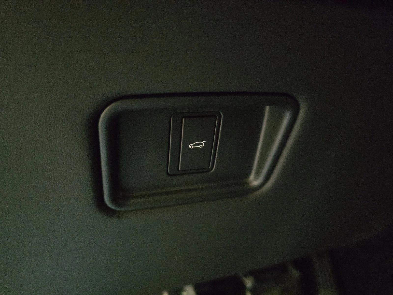 2026 Land Rover Range Rover SV Black - Photo 27
