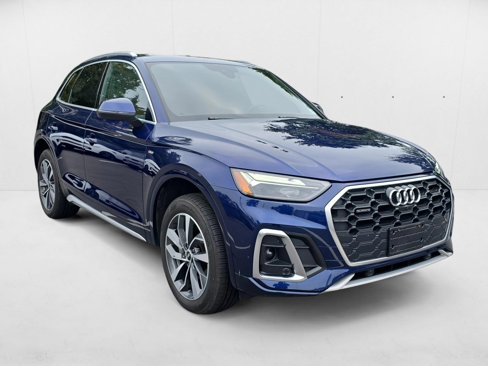 2022 Audi Q5 S line Premium Plus photo 3