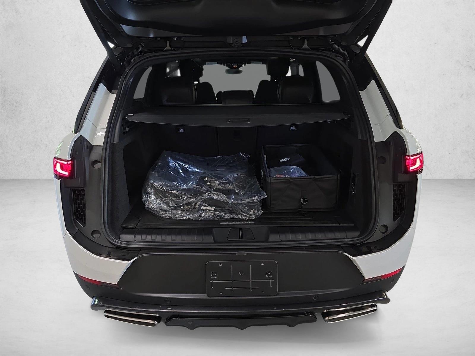 2026 Land Rover Range Rover Sport SE - Photo 12