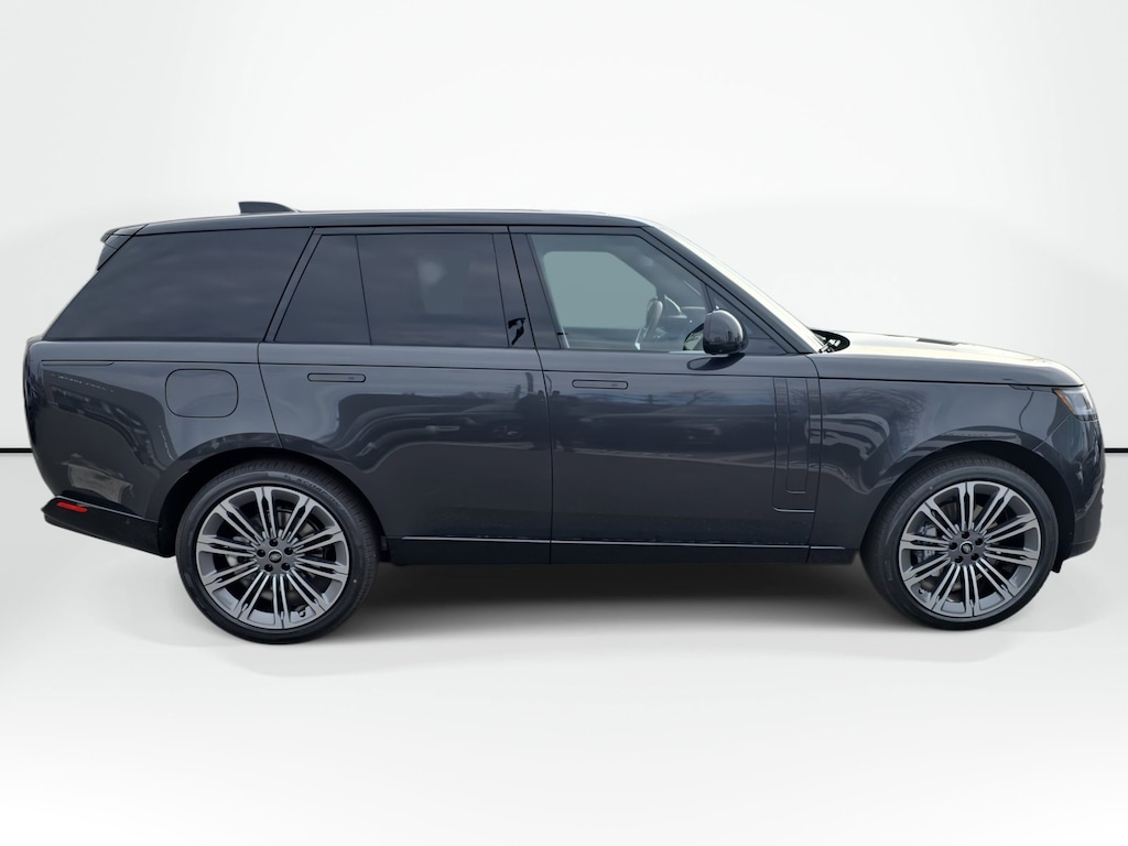 New 2025 Land Rover Range Rover SE Sport Utility