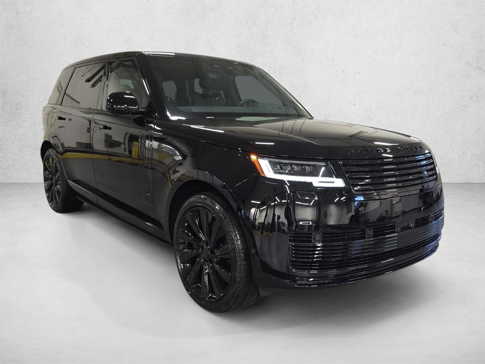 2026 Land Rover Range Rover SV Black - Photo 3
