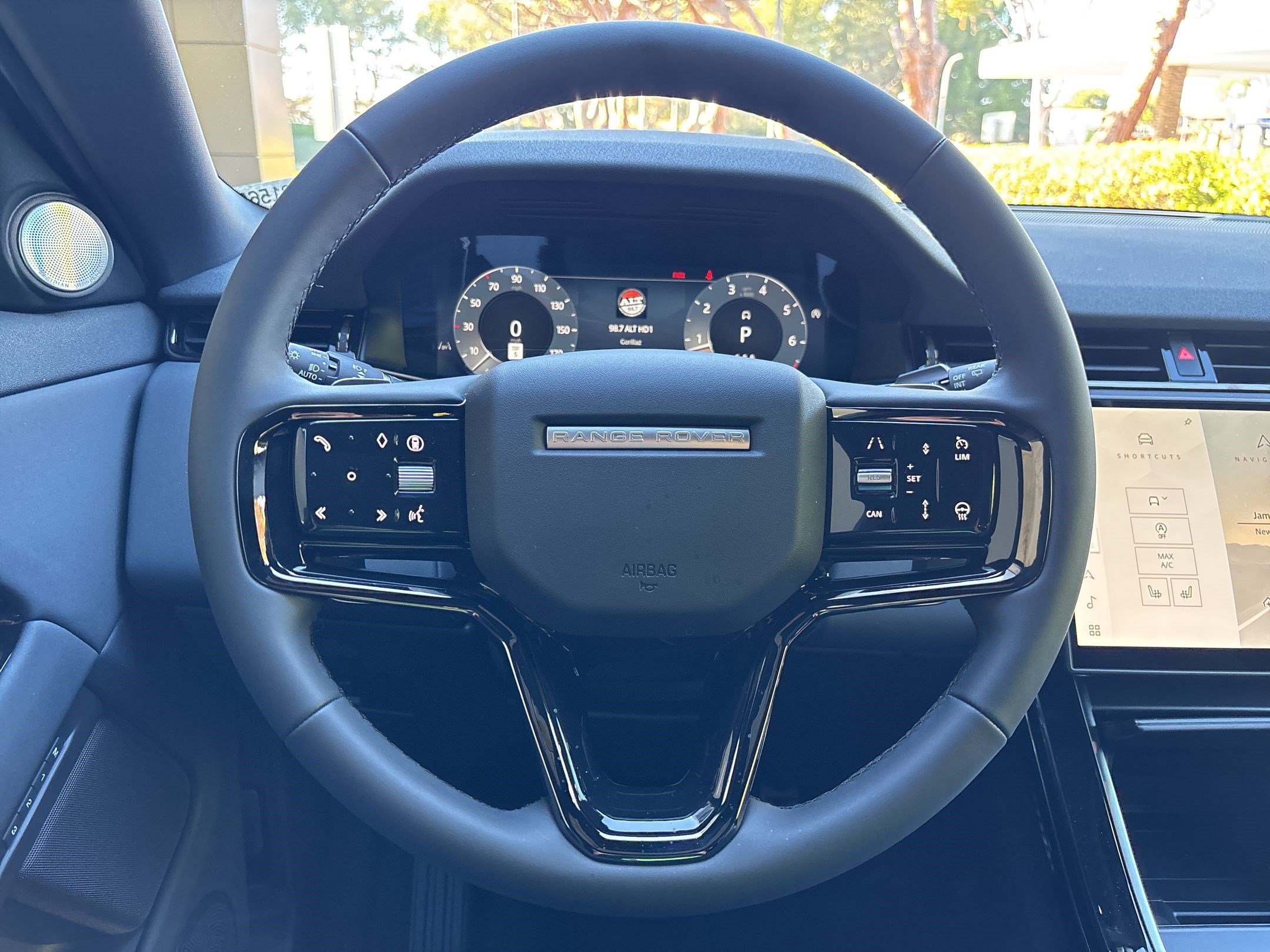 2026 Land Rover Range Rover Evoque Dynamic SE - Photo 17