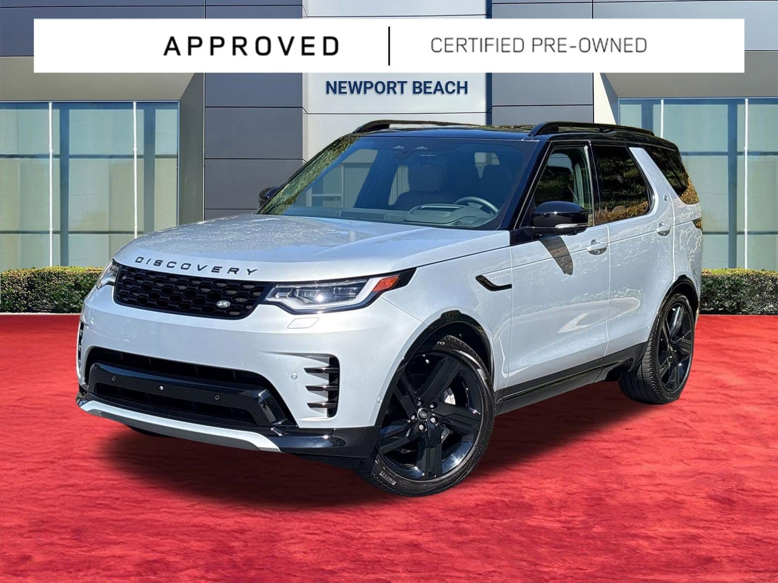 2024 Land Rover Discovery P300 Dynamic SE 