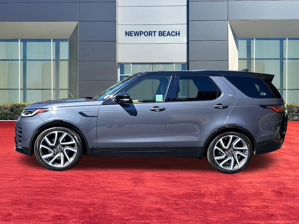 Certified 2024 Land Rover Discovery Metropolitan Edition P360 Metropolitan Edition
