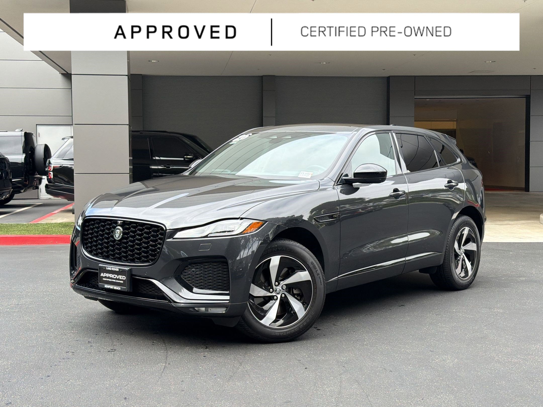 2026 Jaguar F-PACE P250 R-Dynamic S's photo