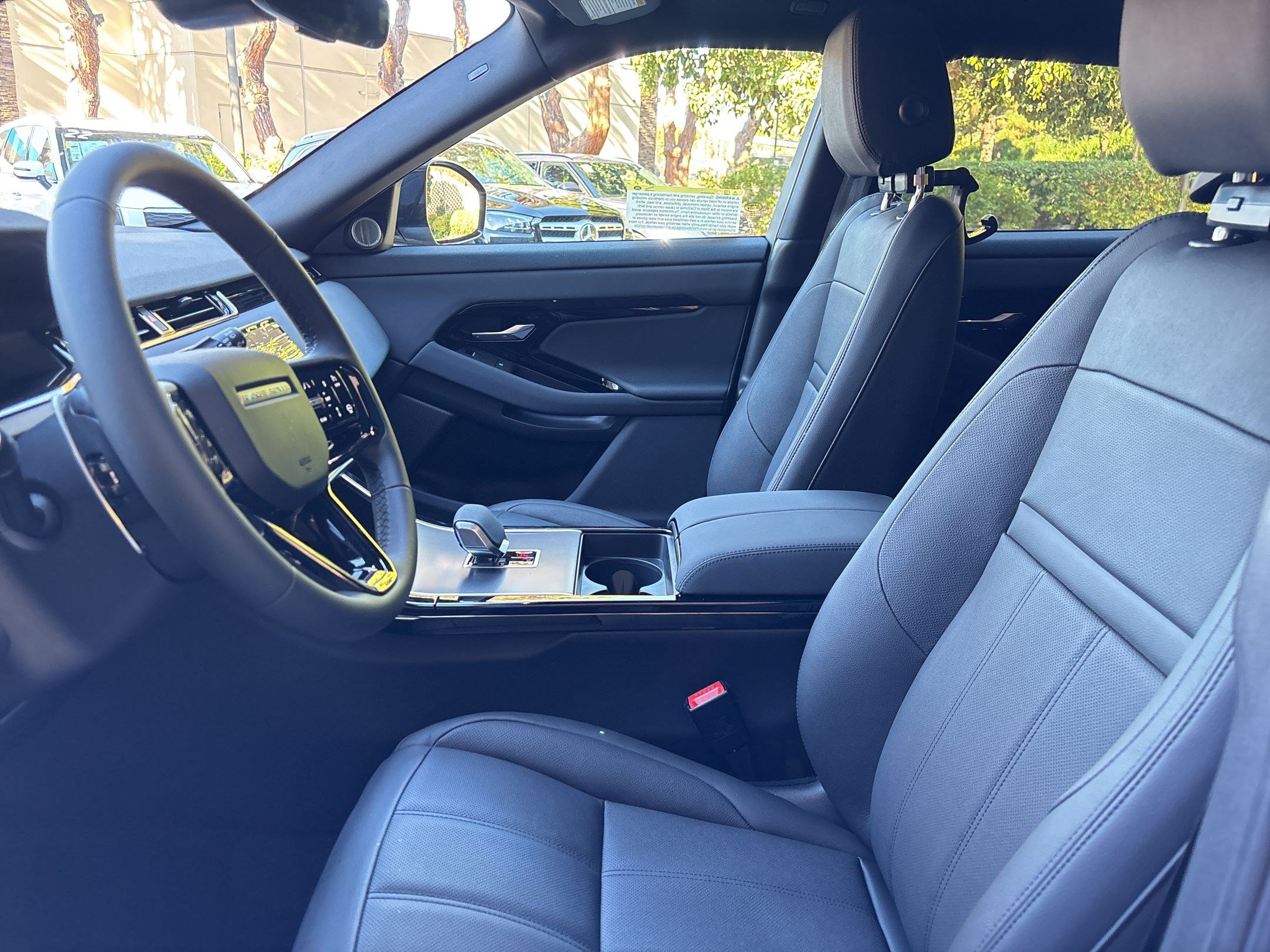 2026 Land Rover Range Rover Evoque Dynamic SE - Photo 5