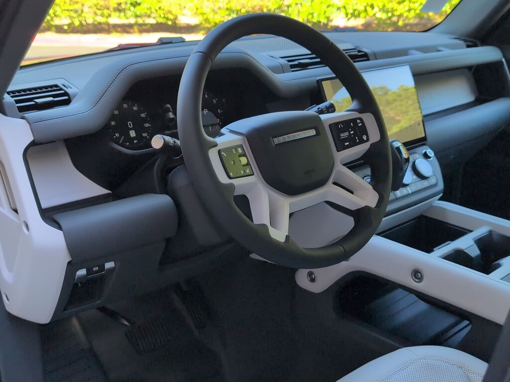 New 2026 Land Rover Defender 110 X-Dynamic SE SUV