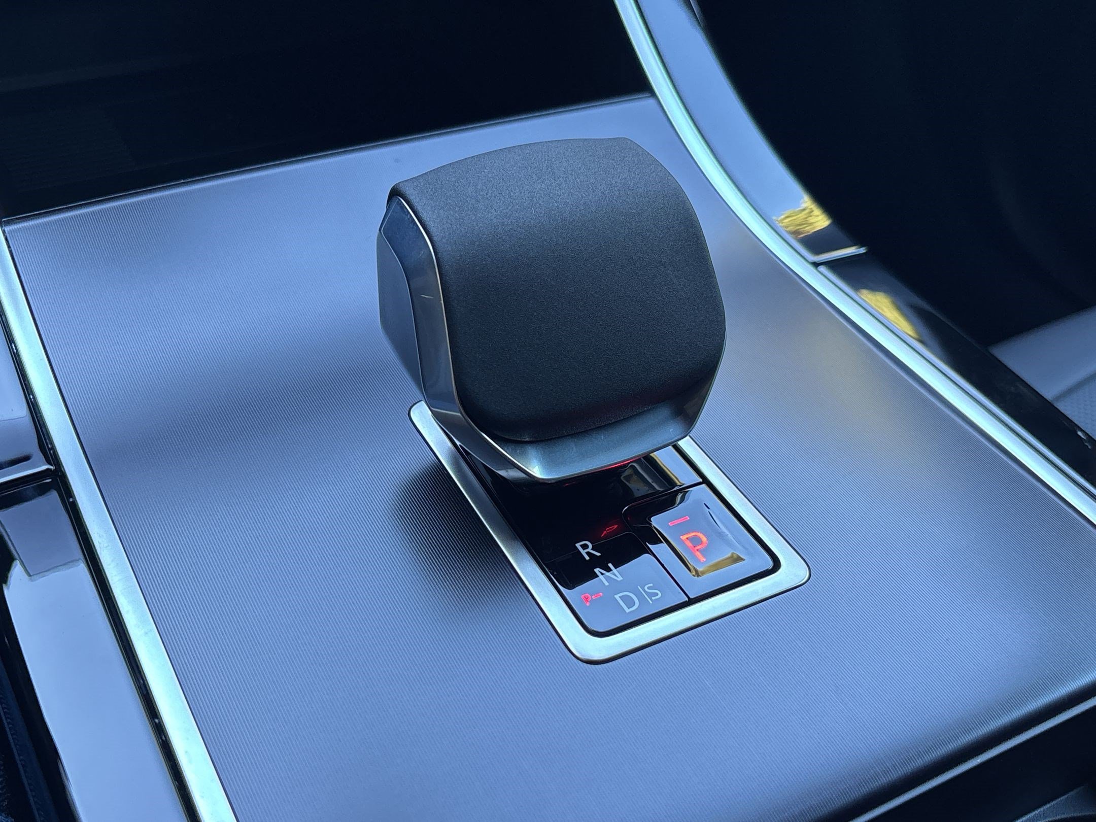2026 Land Rover Range Rover Evoque Dynamic SE - Photo 18