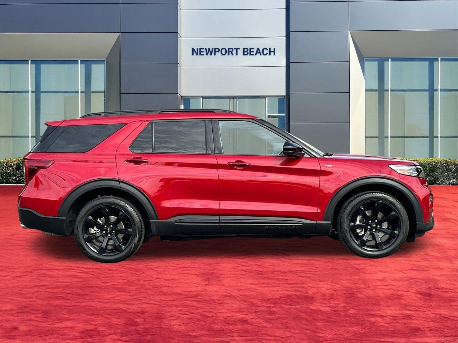 2023 Ford Explorer ST-Line photo 6