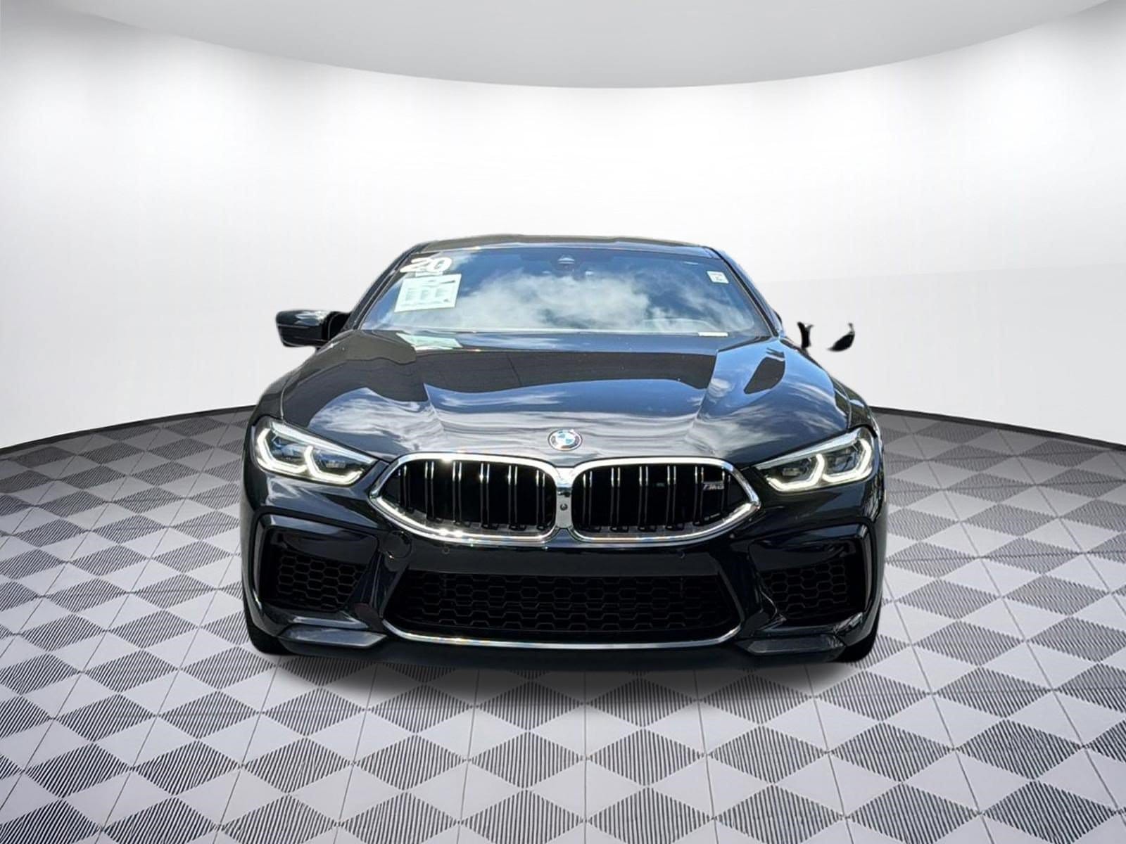 M8 Coupe Coupe