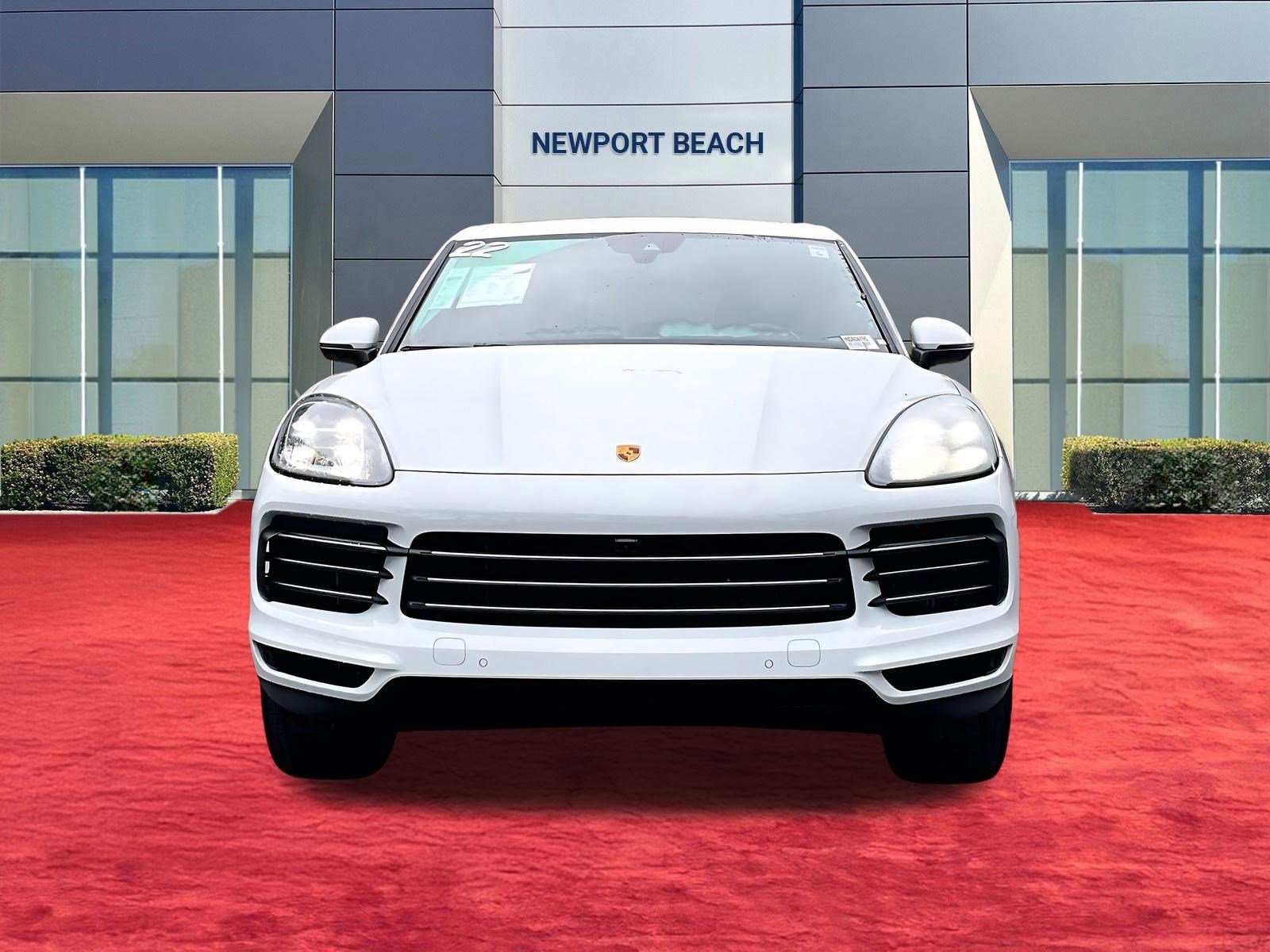 2022 Porsche Cayenne Platinum Edition photo 5