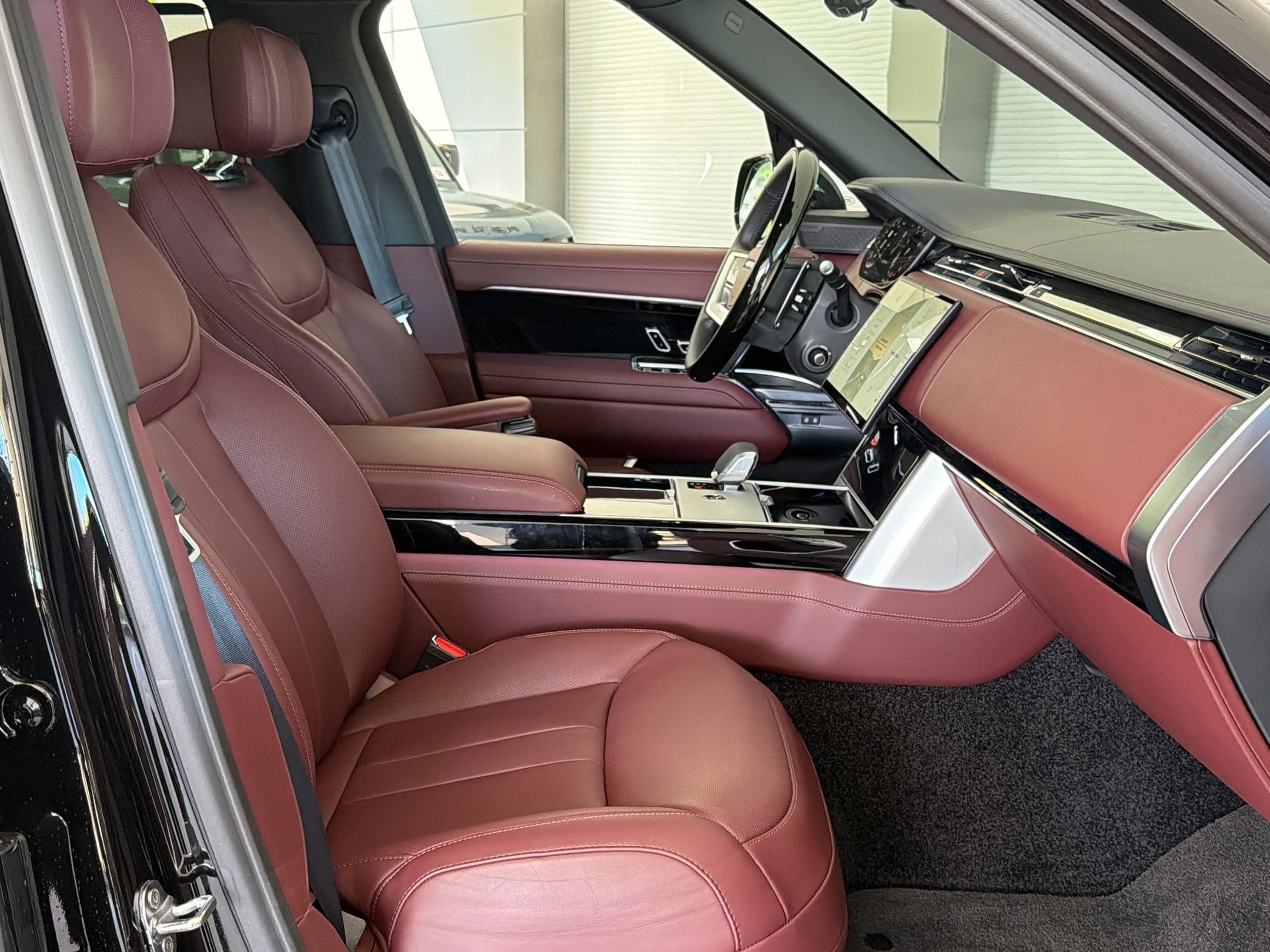 2026 Land Rover Range Rover Autobiography - Photo 28