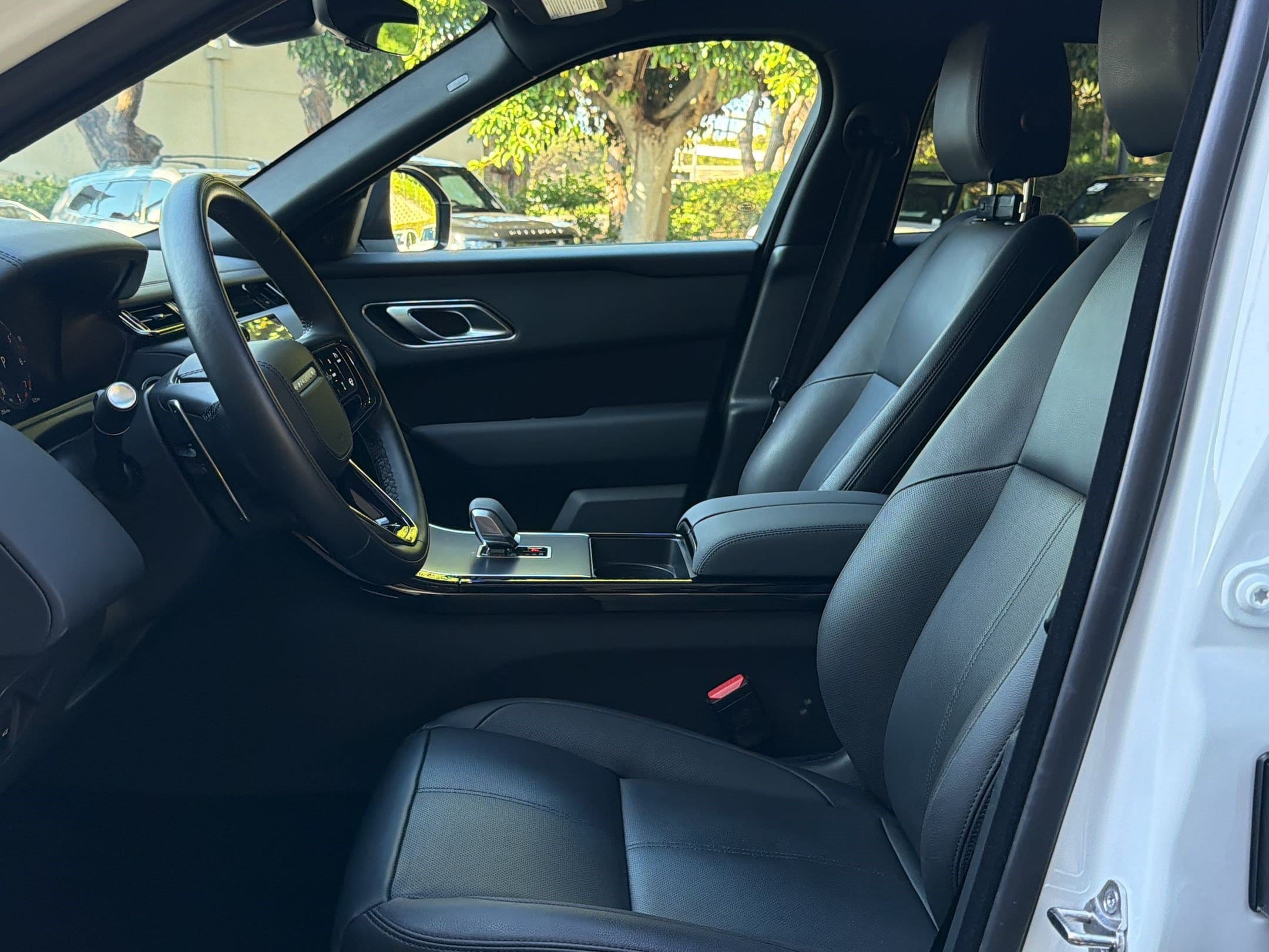 Range Rover Velar Dynamic SE SUV