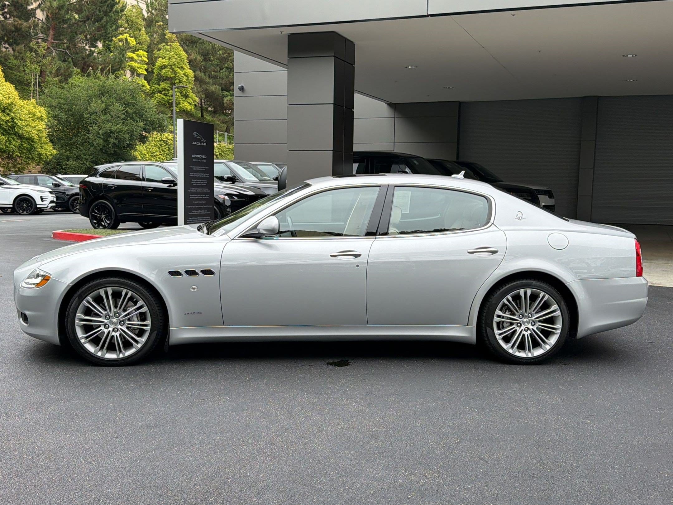 Quattroporte 4dr Sdn Quattroporte Sedan