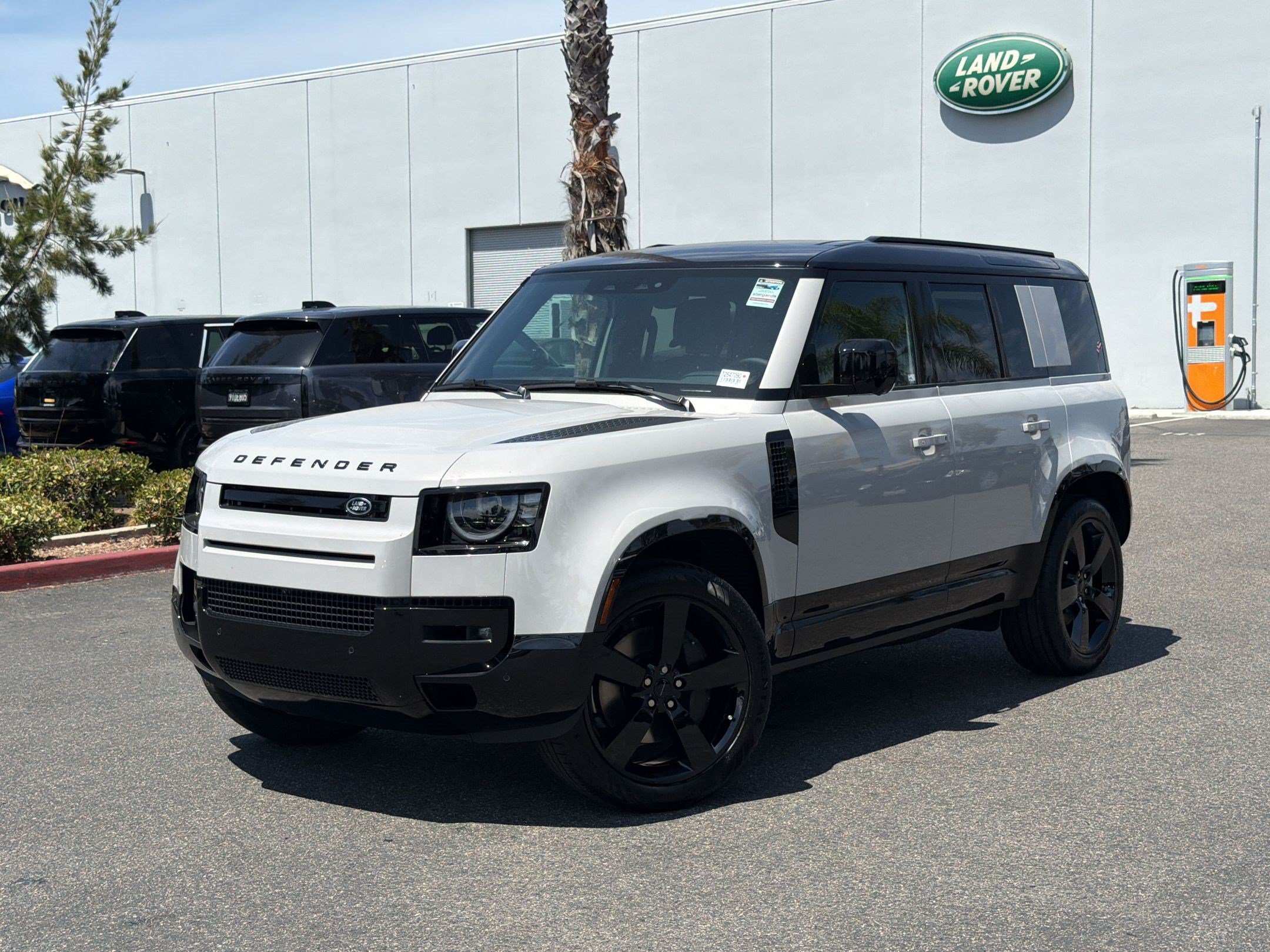  Land Rover Defender 110
