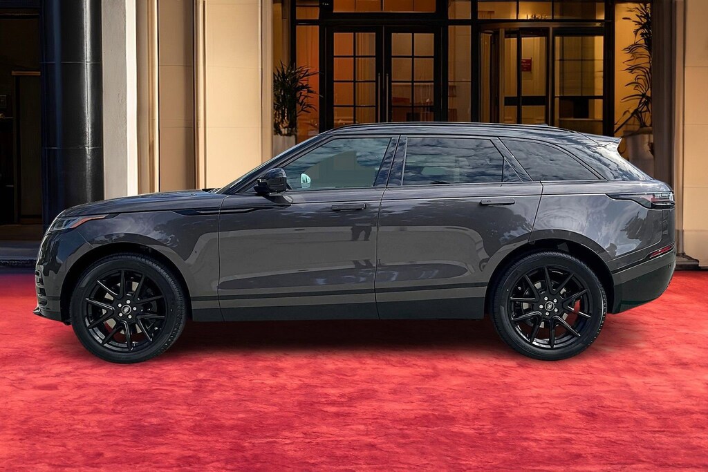 New 2026 Land Rover Range Rover Velar P250 Dynamic SE SUV