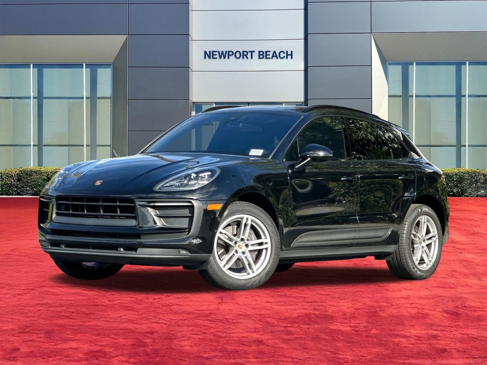 2022 Porsche Macan Base