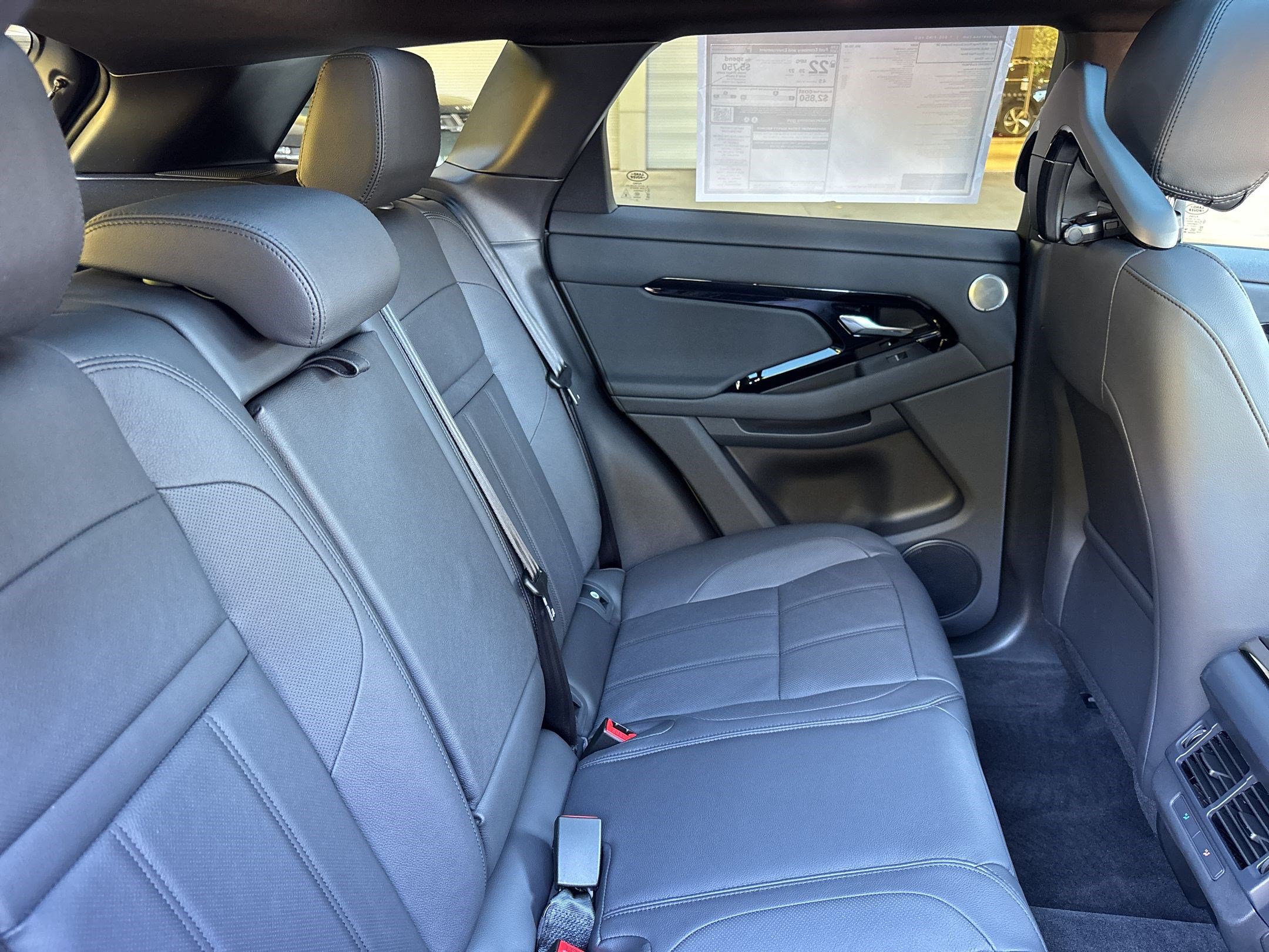 2026 Land Rover Range Rover Evoque Dynamic SE - Photo 30
