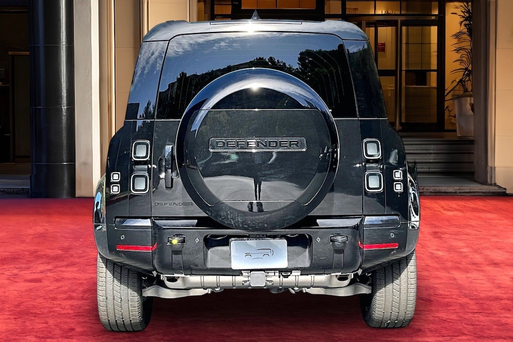 New 2026 Land Rover Defender 110 X-Dynamic SE SUV