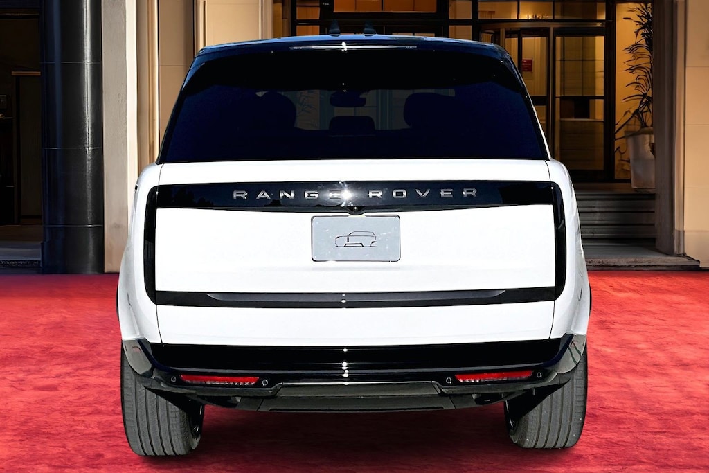 New 2026 Land Rover Range Rover P400 SE SUV