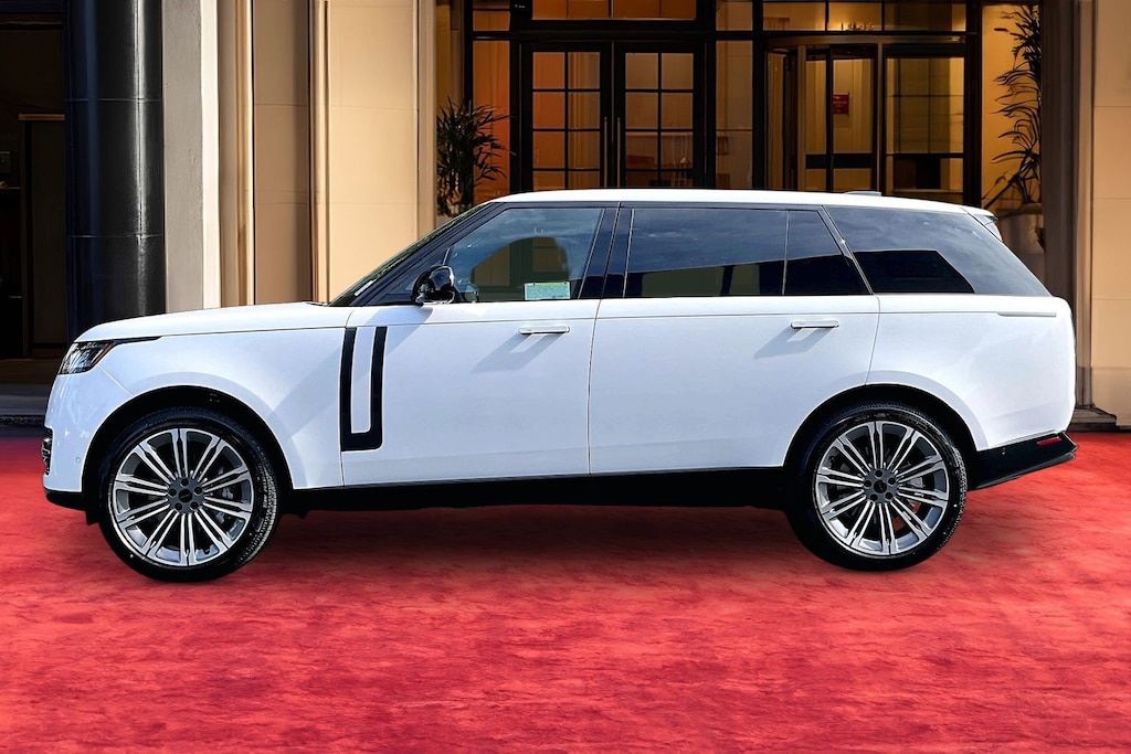 New 2026 Land Rover Range Rover P530 SE 7 Seat SUV