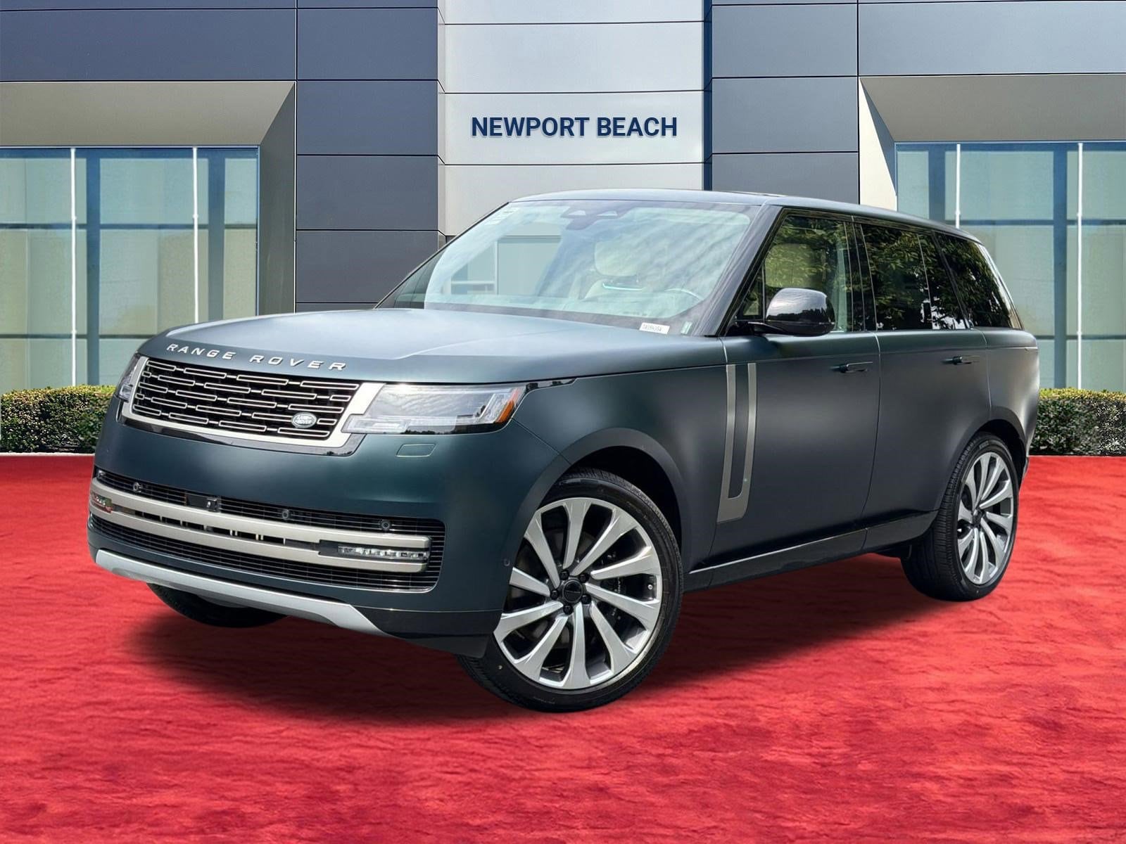 2026 Land Rover Range Rover P530 SE SWB 