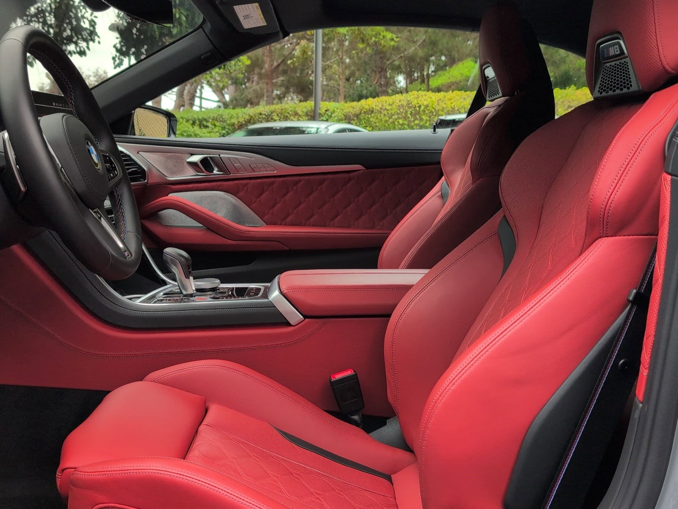 2025 BMW M8 Competition photo 5