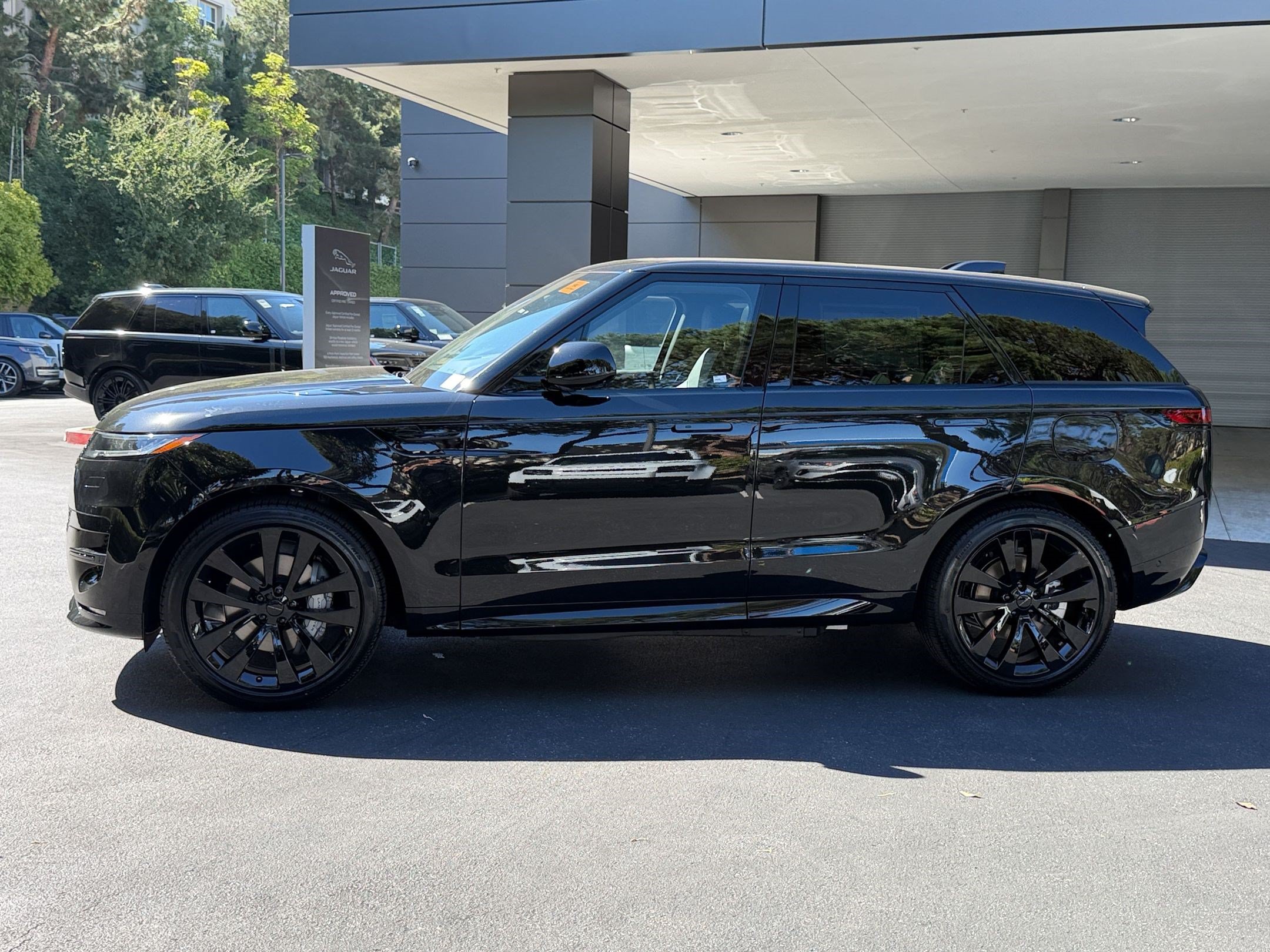 2026 Land Rover Range Rover Sport Dynamic SE Sport Utility