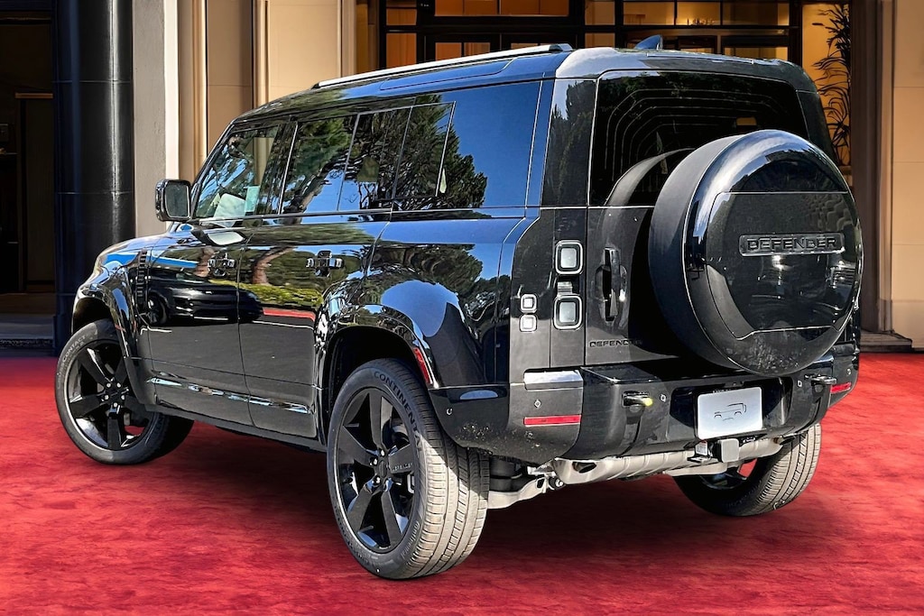 New 2026 Land Rover Defender 110 X-Dynamic SE SUV