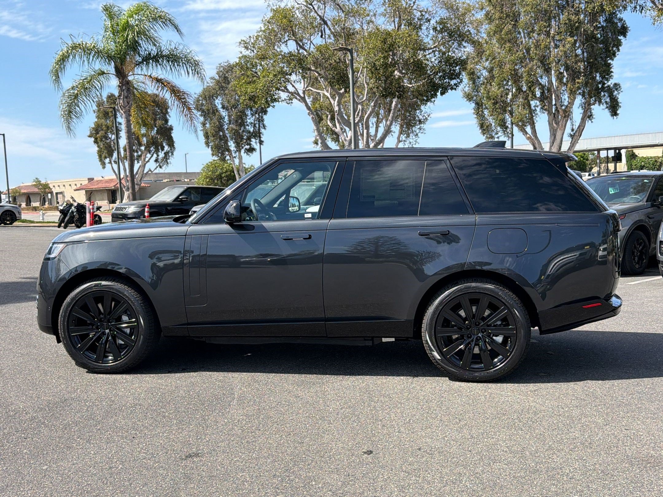 2026 Land Rover Range Rover SE Sport Utility