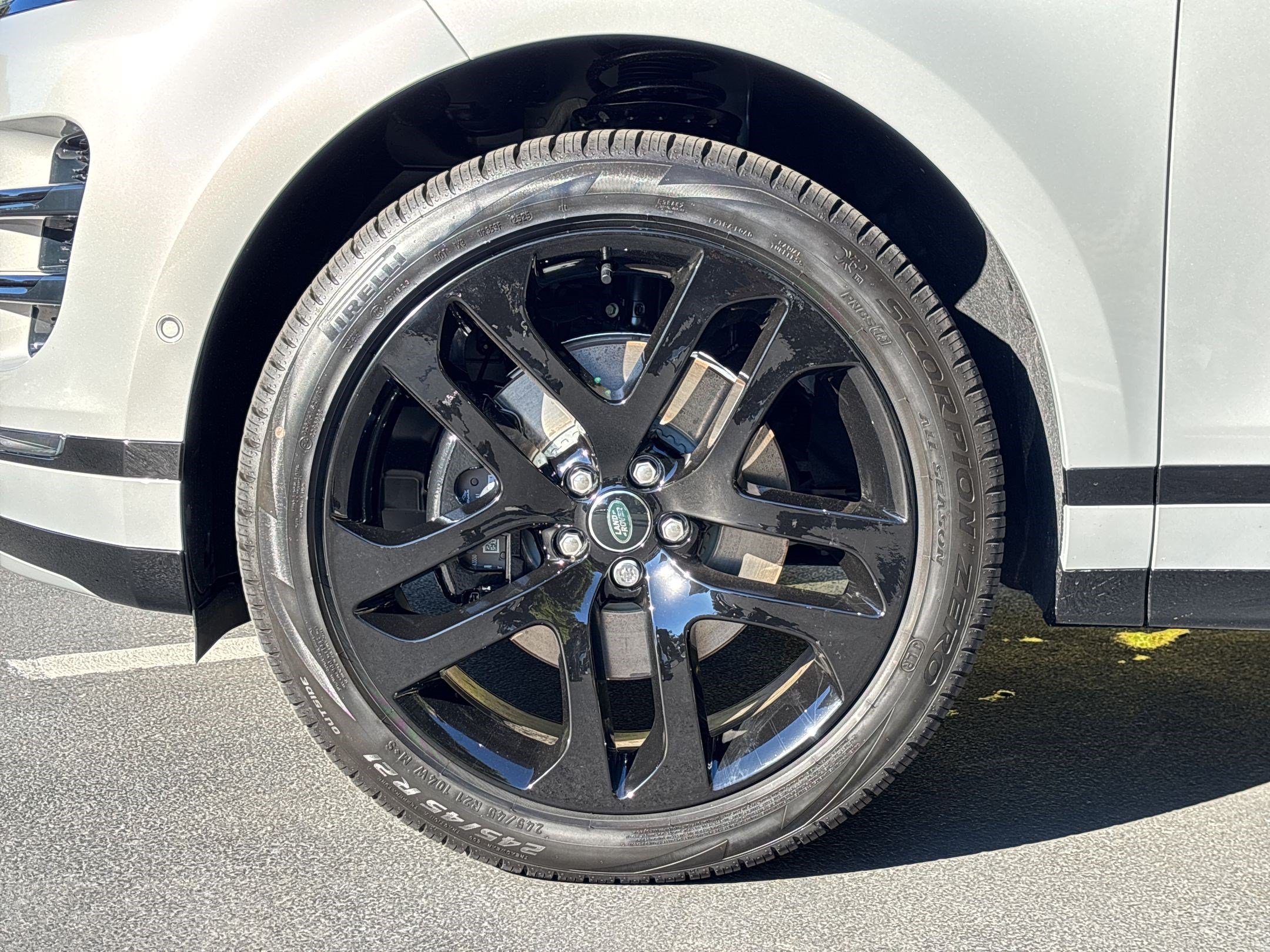 2026 Land Rover Range Rover Evoque Dynamic SE - Photo 12
