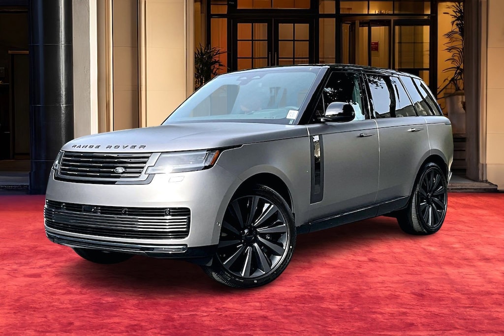 New 2026 Land Rover Range Rover P615 SV SUV