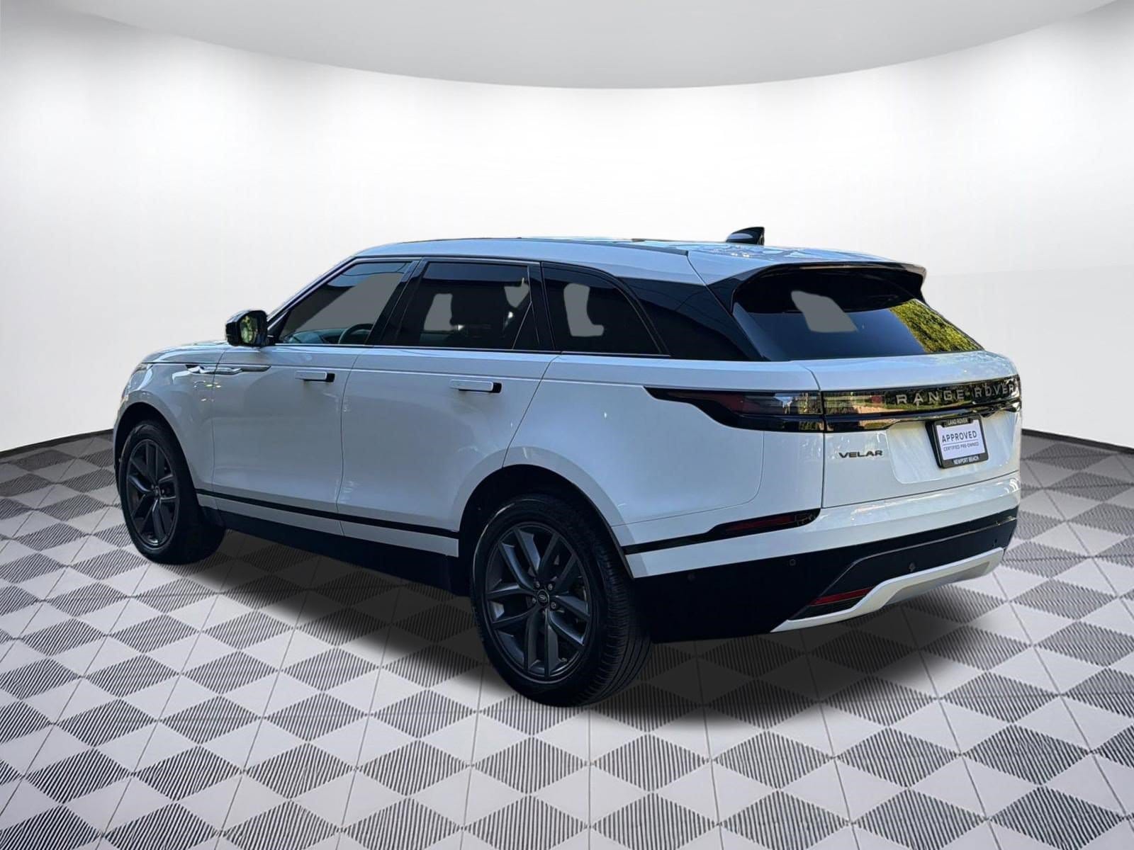 Range Rover Velar Dynamic SE SUV